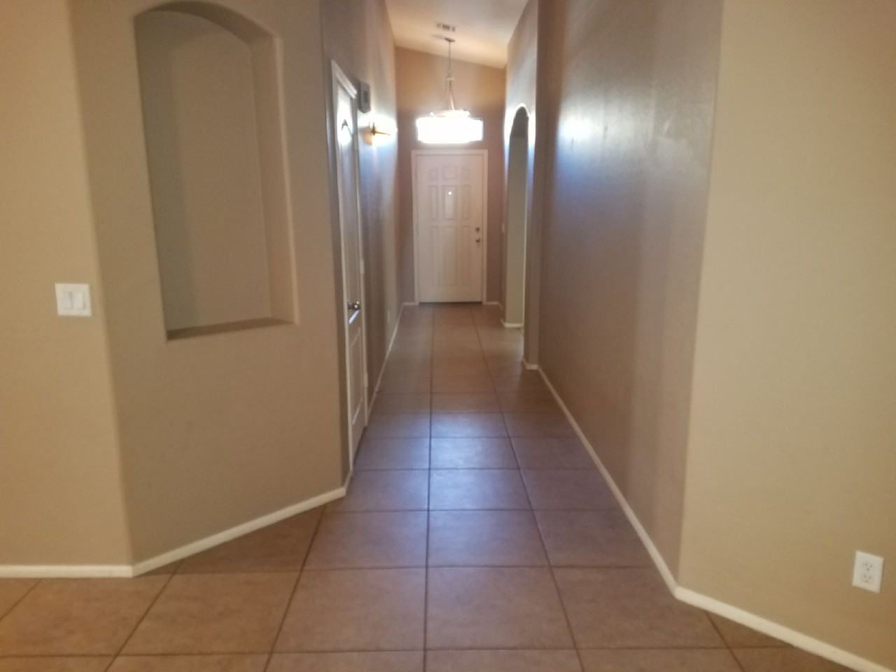 45 W Gold Dust Way - Photo 2 of 9