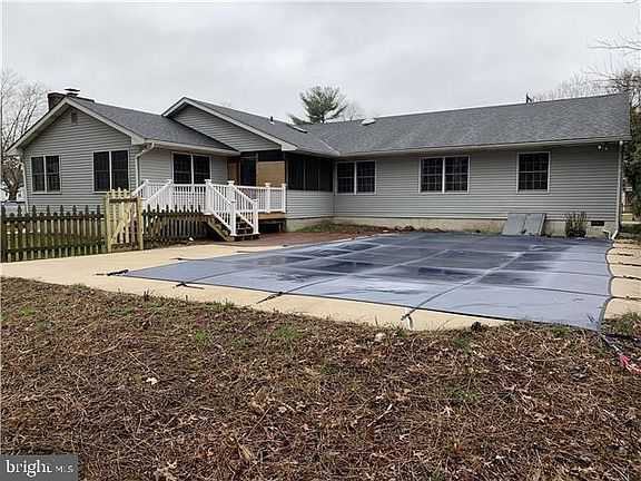 4 Water Street - Photo 3 of 16