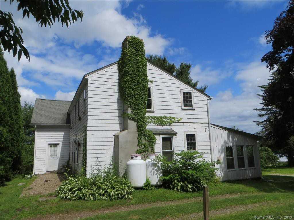 2573 Boston Turnpike West - Photo 3 of 26