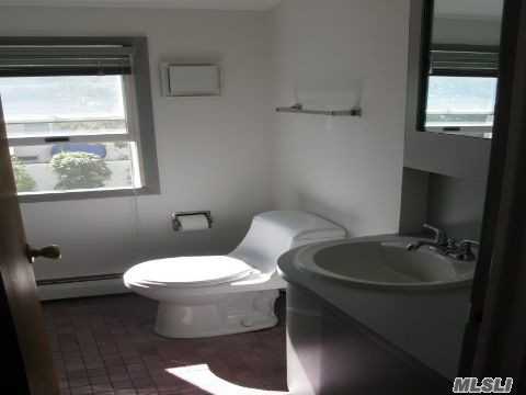 42 Abbey St - Photo 3 of 7