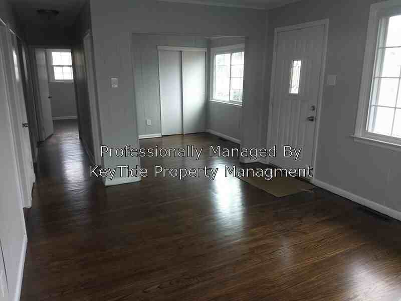 207 S Warwick Rd - Photo 2 of 11