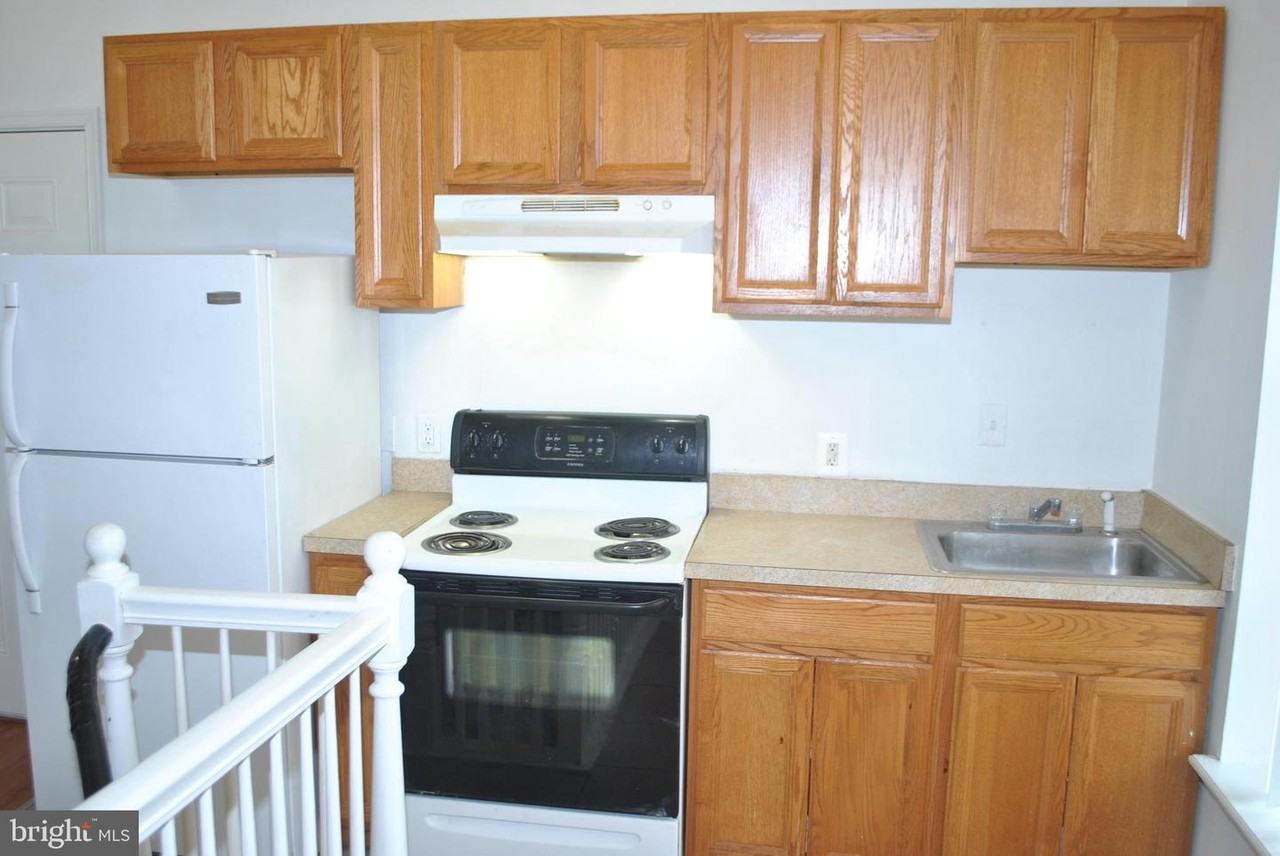 1713 Hollins Street Unit 1 - Photo 2 of 13