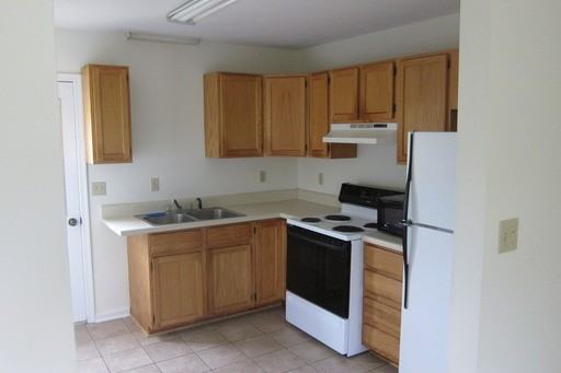 430 Kellys Ln - Photo 2 of 5