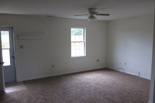 430 Kellys Ln - Photo 3 of 5