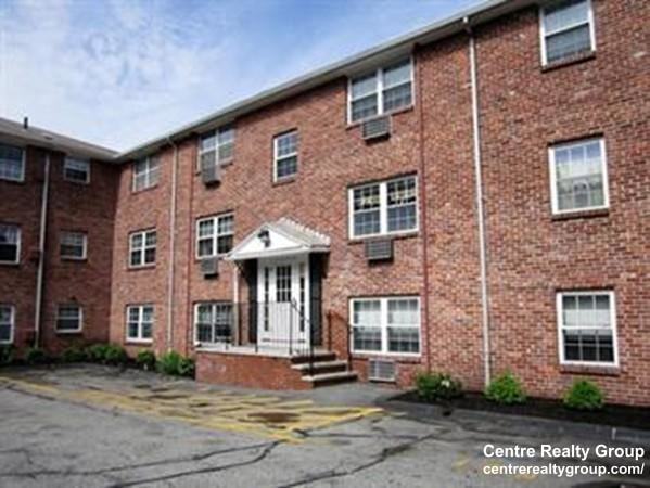 Colonial Village Dr. #4