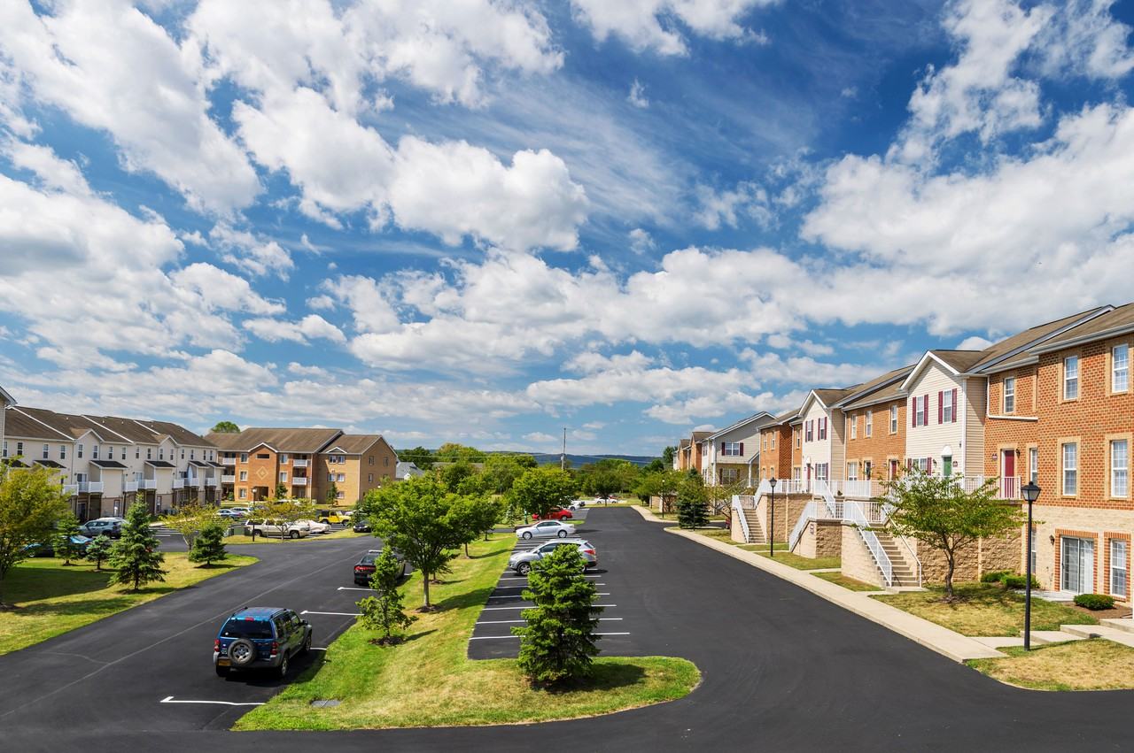 Apartments for Rent in Martinsburg, WV 32 Condos & Other Rentals Zumper