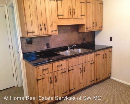 1843 E Monroe - Photo 3 of 15