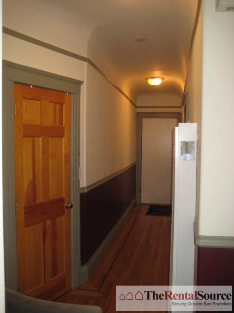 121 Cortland Ave - Photo 3 of 13