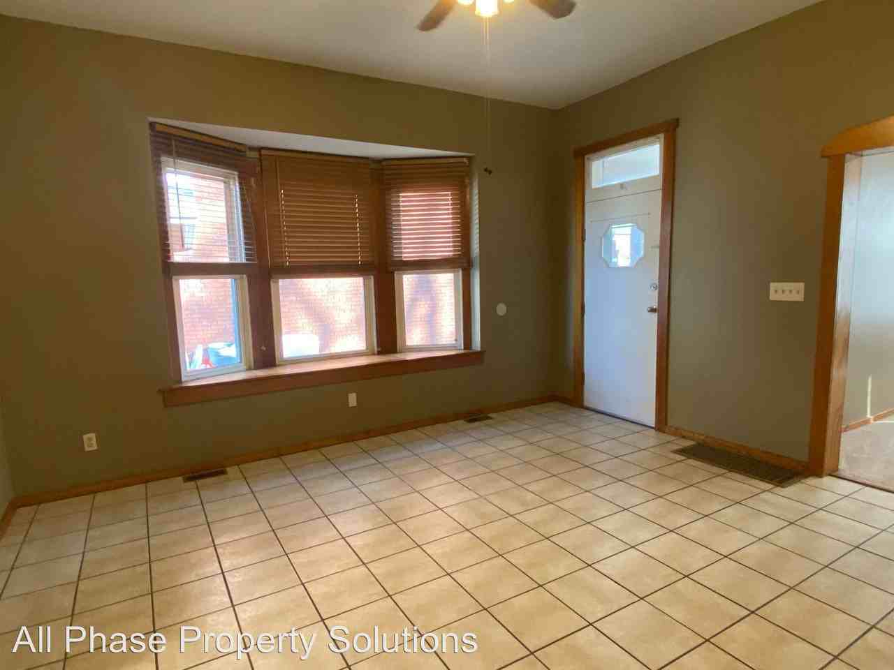 1309 Spring - Photo 2 of 10