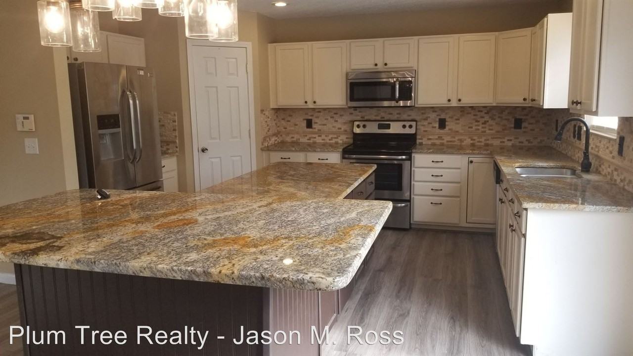 2275 Ross Estates Drive - Photo 2 of 25