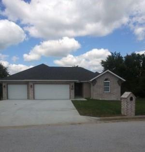 215 Delaina - Photo 2 of 23