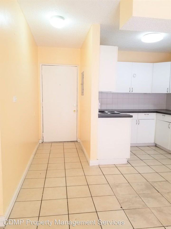 810 Sw 129 Pl #108 - Photo 2 of 13