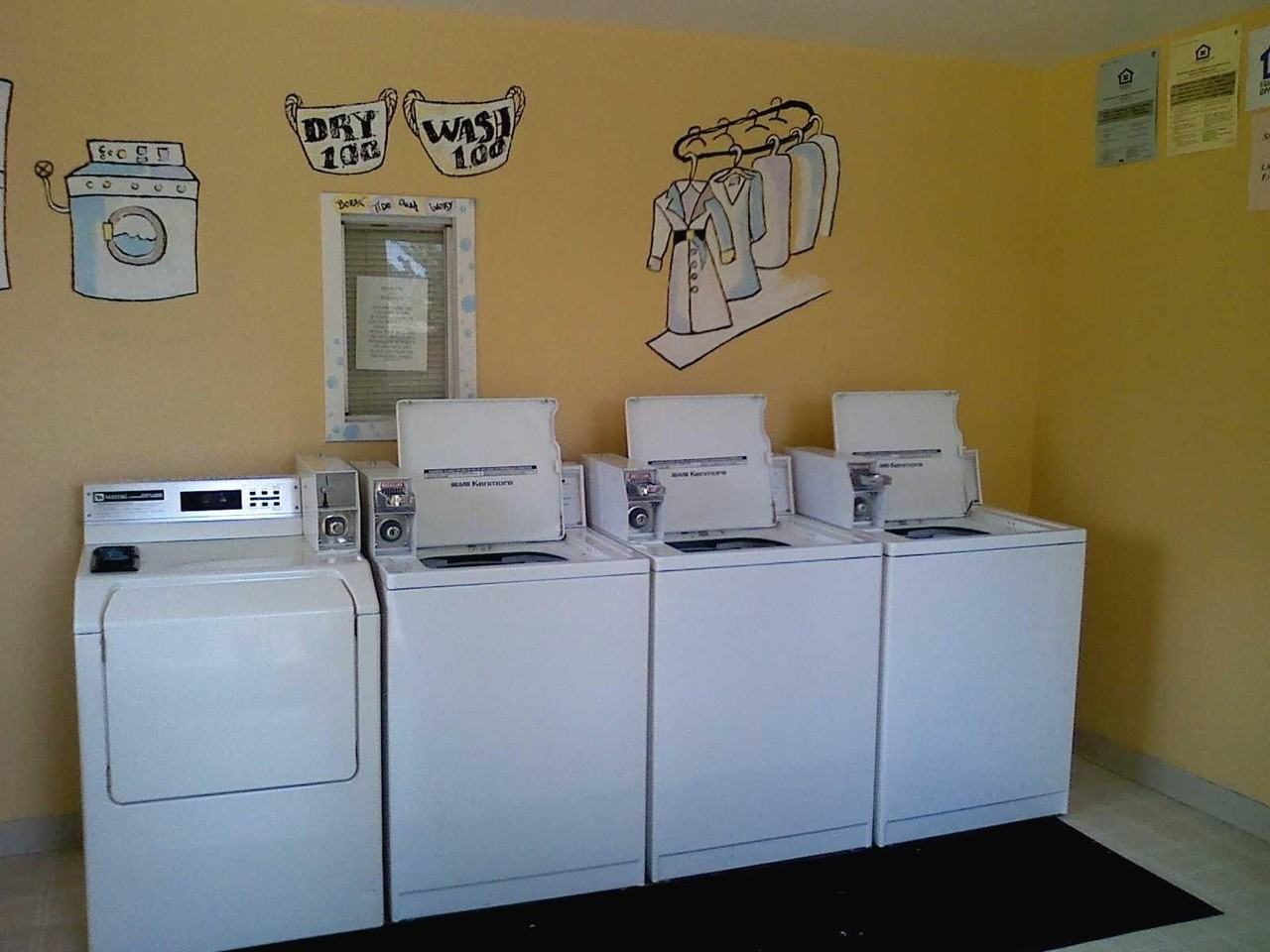 Dayton Valley Village Apartments - Photo 2 of 7