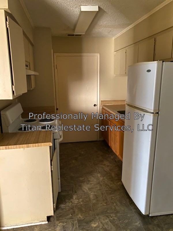 109 Limoges Drive - Photo 3 of 7