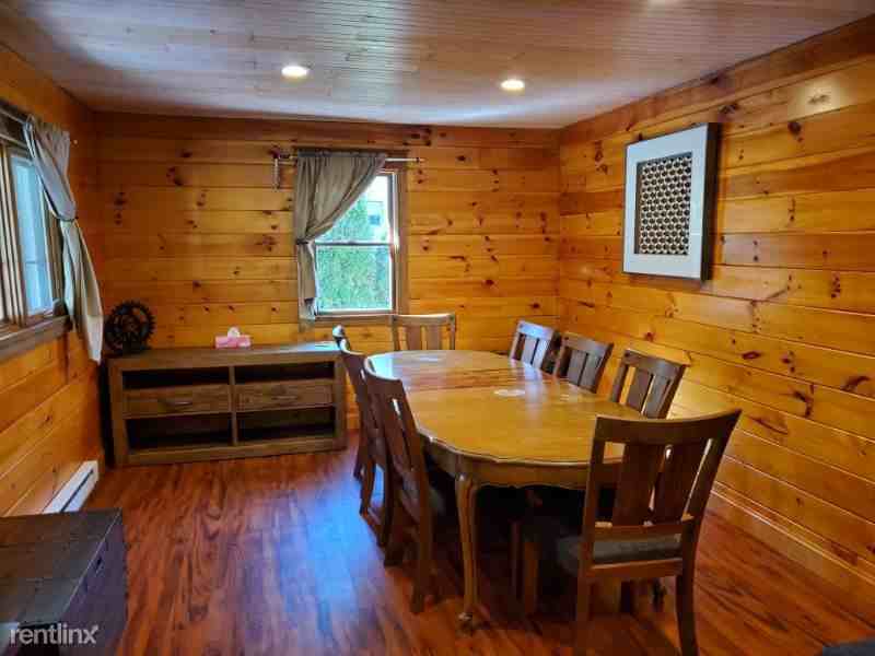 111 Spring St - Photo 3 of 15