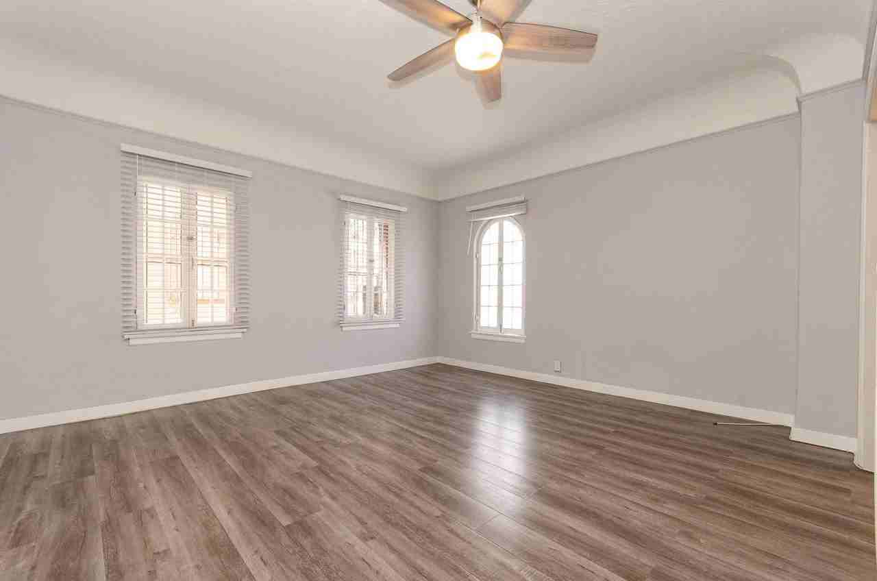 124 N. Westmoreland Ave - Photo 2 of 36