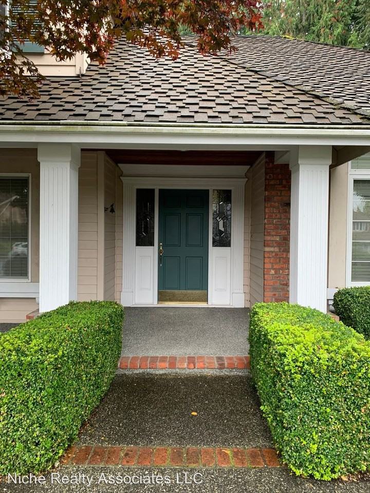 13529 42nd Ct W - Photo 3 of 28