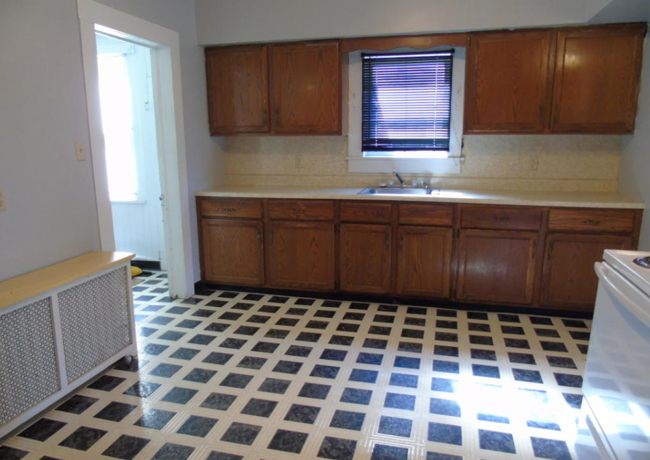 2634 Swetland St - Photo 3 of 15