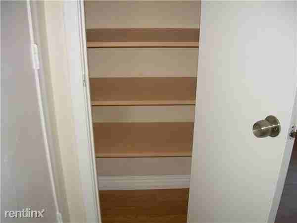 1125 NE 16th Pl - Photo 2 of 16