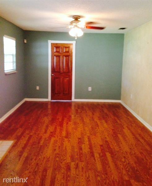 3395 Wren Ln - Photo 3 of 10