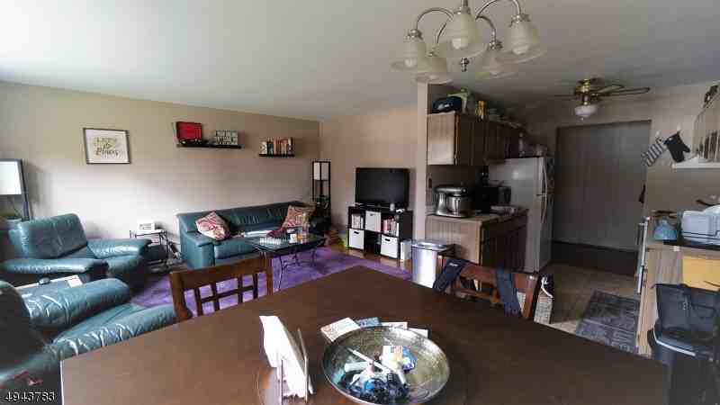 199 N Beverwyck 1 - Photo 3 of 7