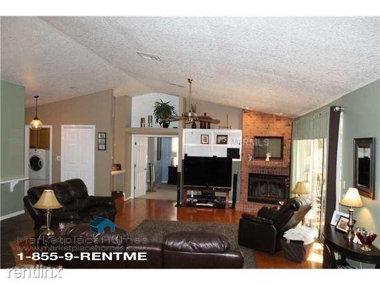 18812 Lansford Dr - Photo 3 of 20