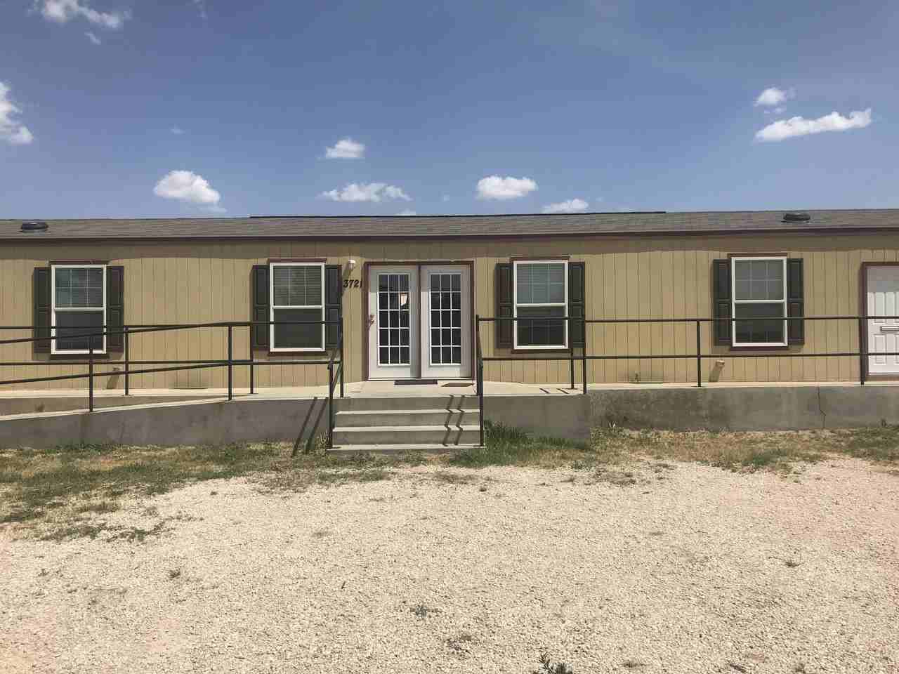 3721 Cesar Chavez Dr - Photo 2 of 12