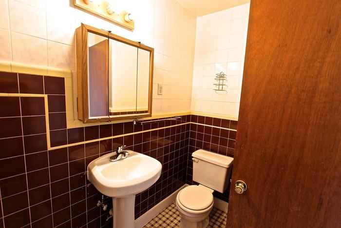 2222 North Avenue - Photo 2 of 4
