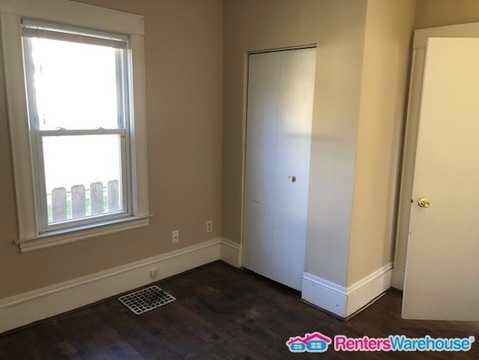 4042 Clinton Ave - Photo 3 of 19