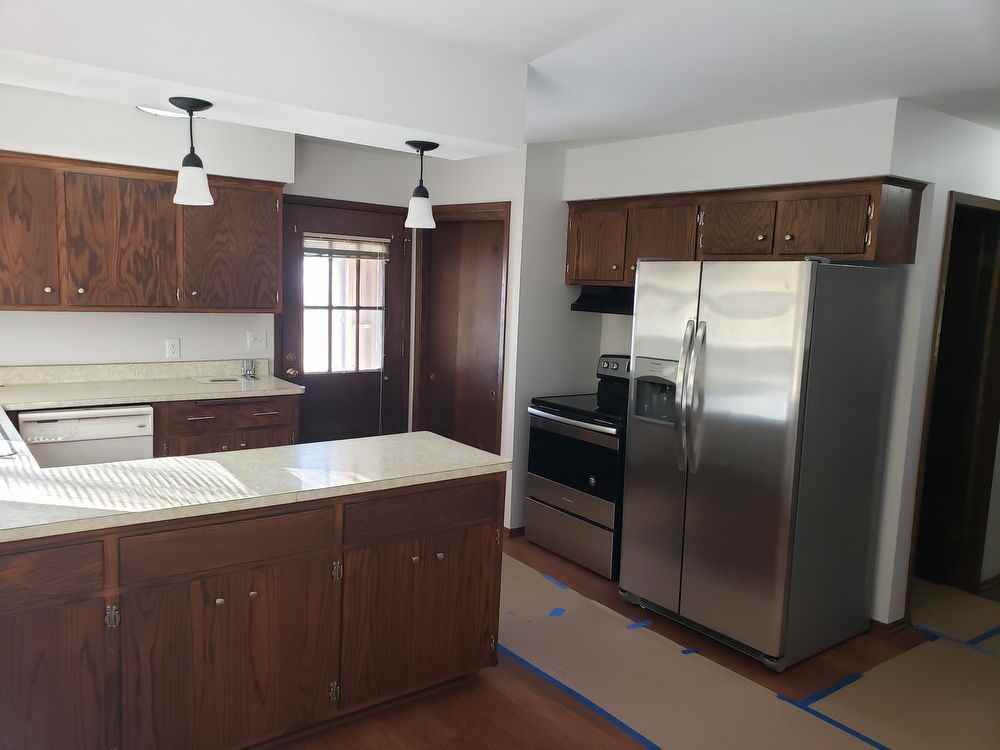 6301 W. Fairview Avenue - Photo 2 of 10