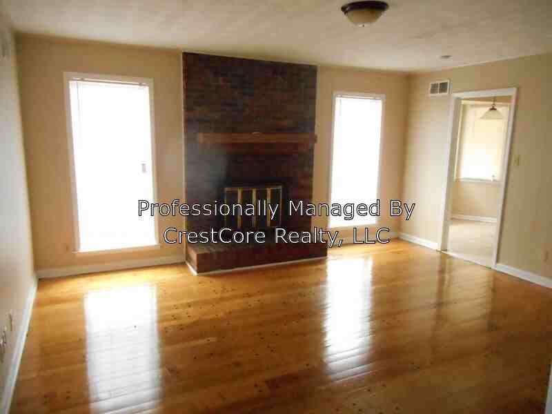3233 Bluemont Dr - Photo 3 of 24