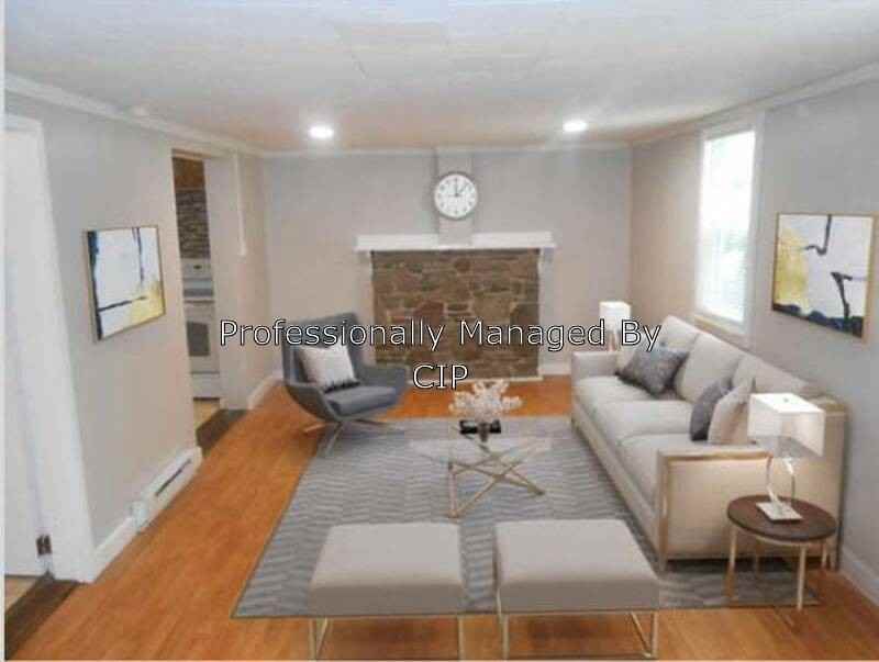 212 Mowry St - Photo 2 of 5