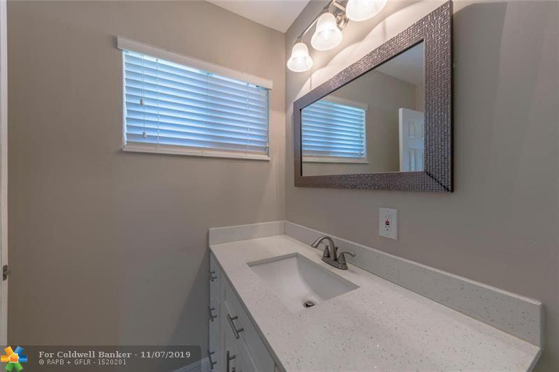 2731 Sw 16th Ct - Photo 3 of 25