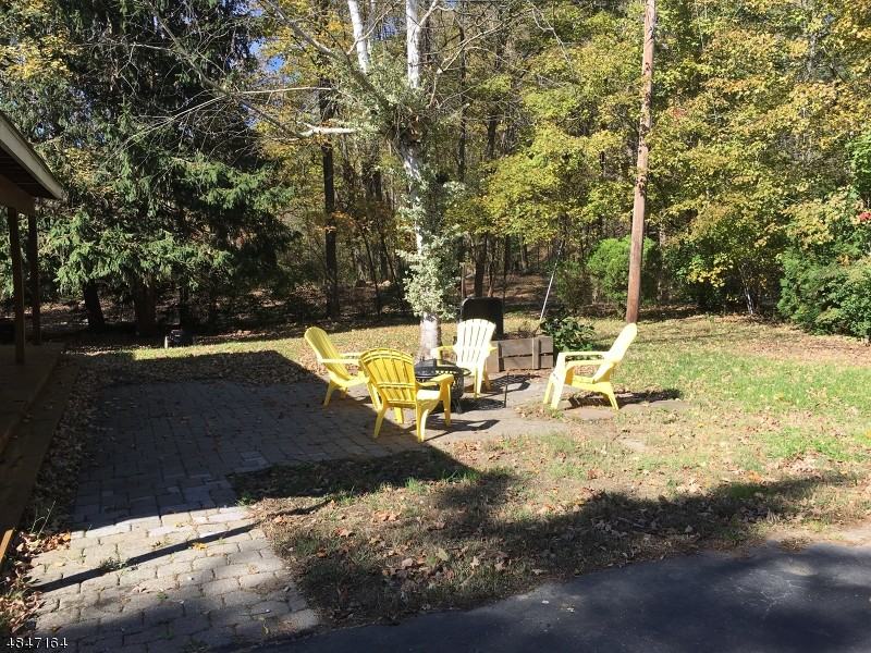 104 Oak Ridge Rd - Photo 2 of 17