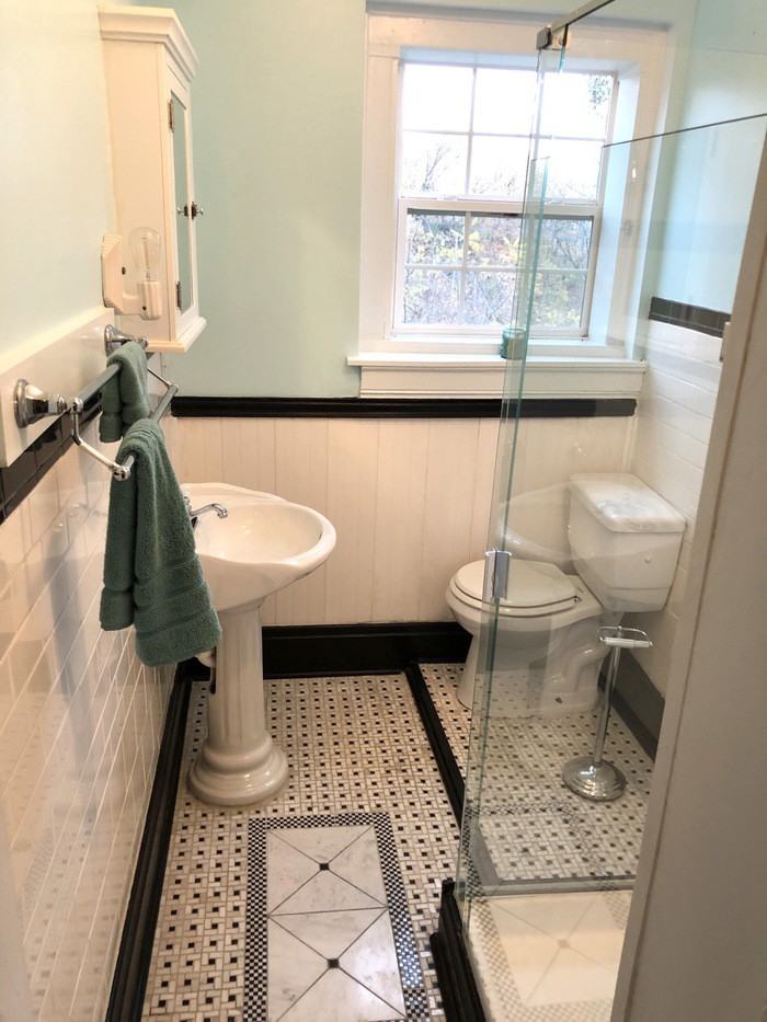 1028 Rose Cir - Photo 3 of 24