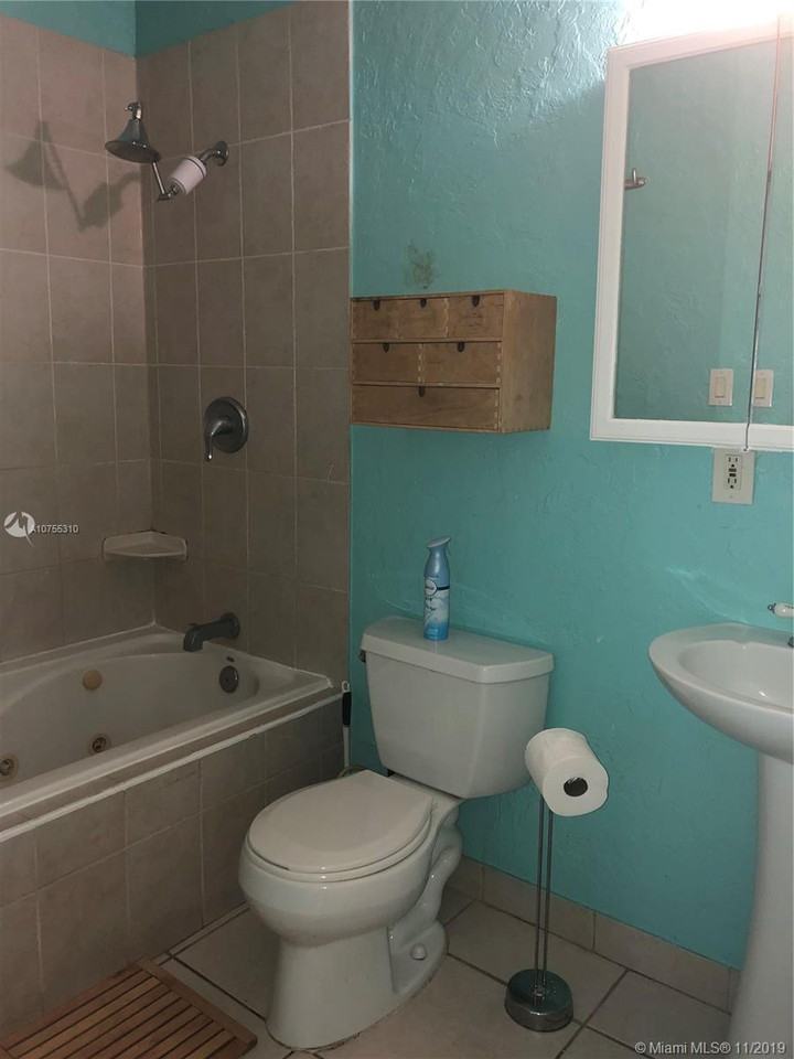 2129 Taylor Street - Photo 3 of 26