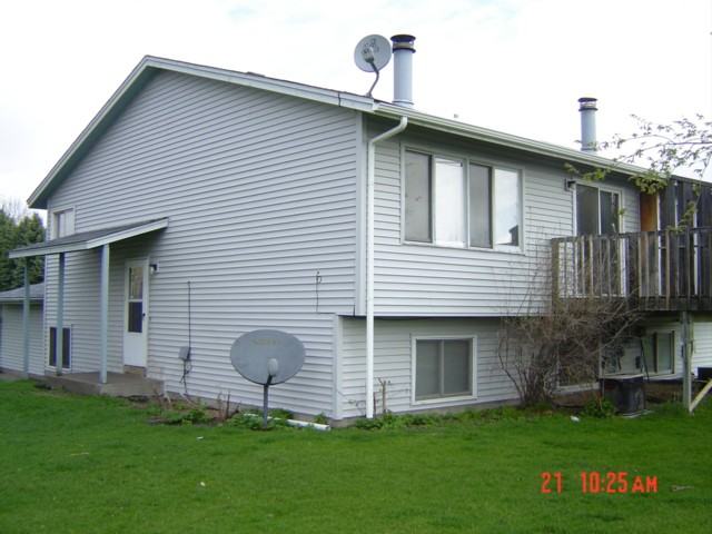 8109-11 Zenith Court N - Photo 3 of 12