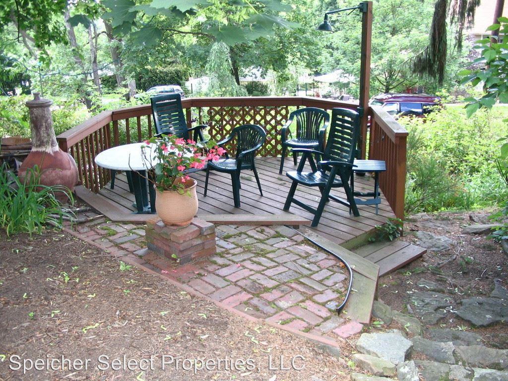 301 Diamond Blvd - Photo 3 of 7