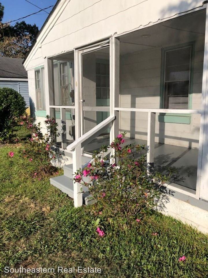 212 S Mccullen St - Photo 2 of 15