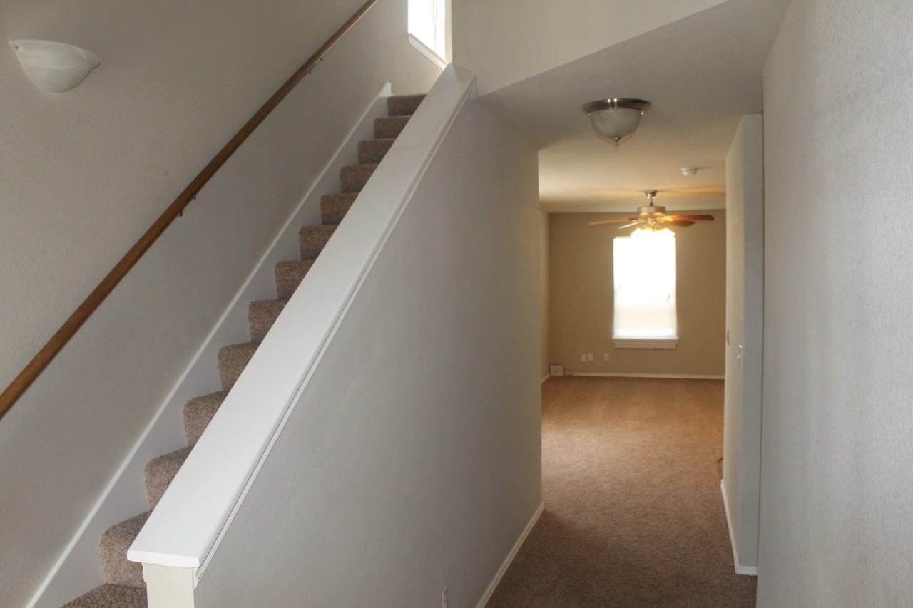 955 Hamilton Falls - Photo 2 of 16