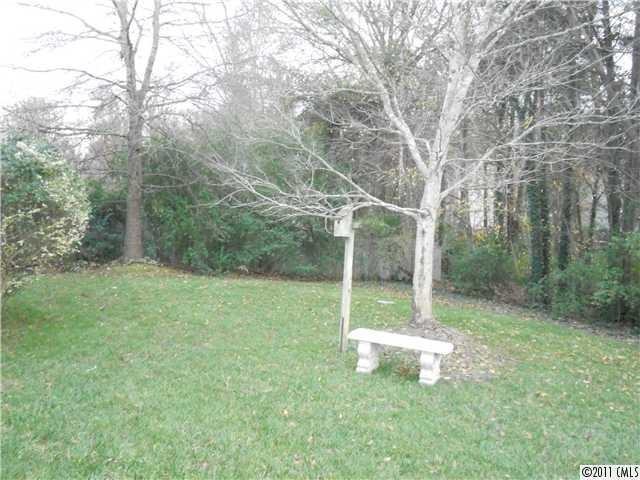 3202 Old Chapel Ln - Photo 3 of 17