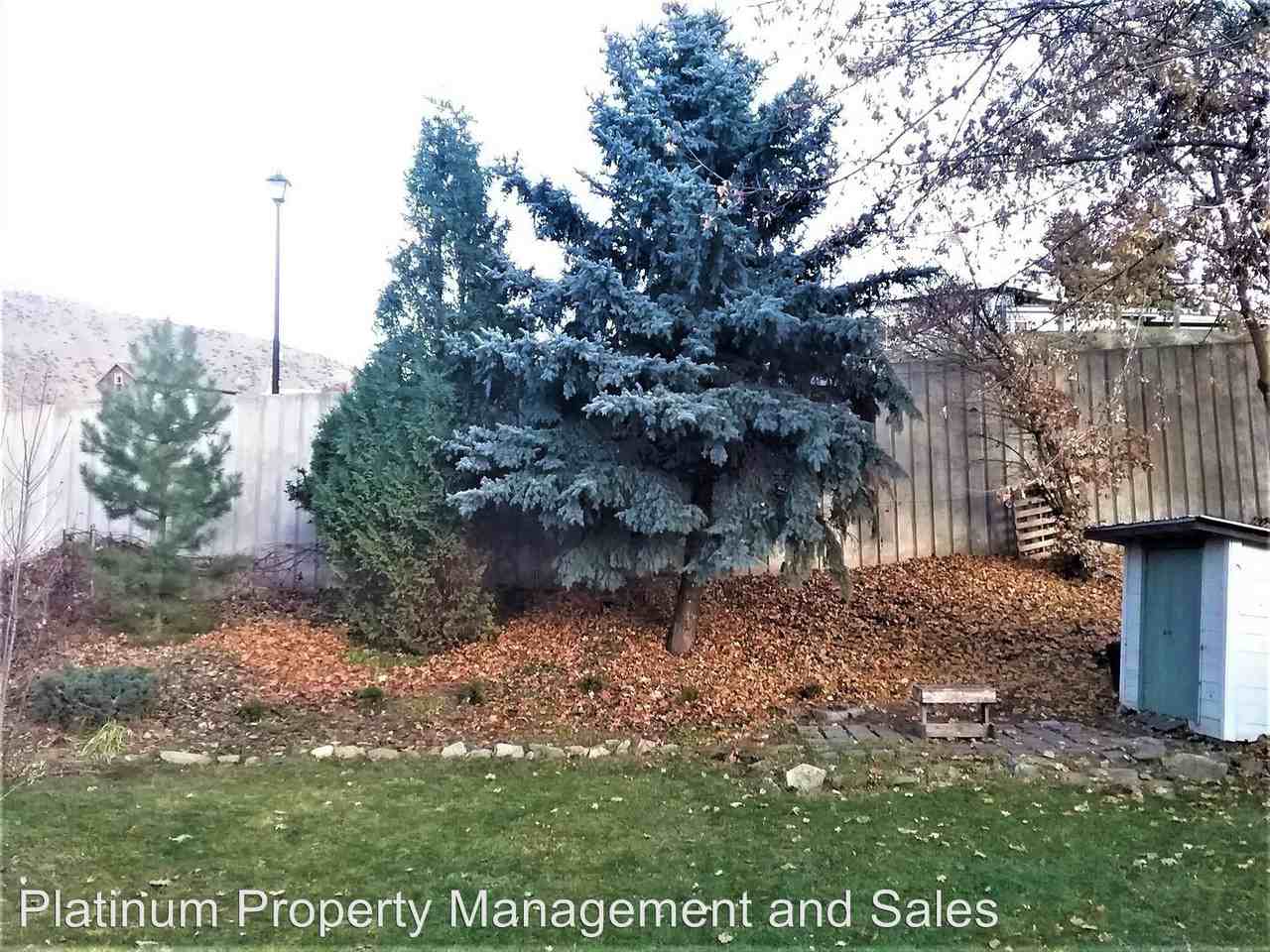 213 Washington Street - Photo 2 of 10