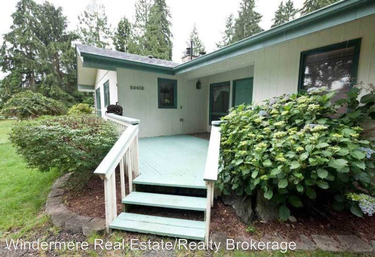 23418 127th Ave Ne - Photo 2 of 13