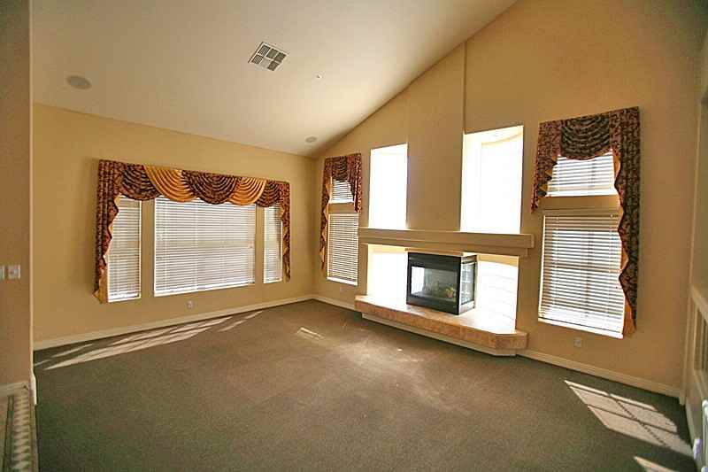 9538 W Keyser Dr - Photo 3 of 38