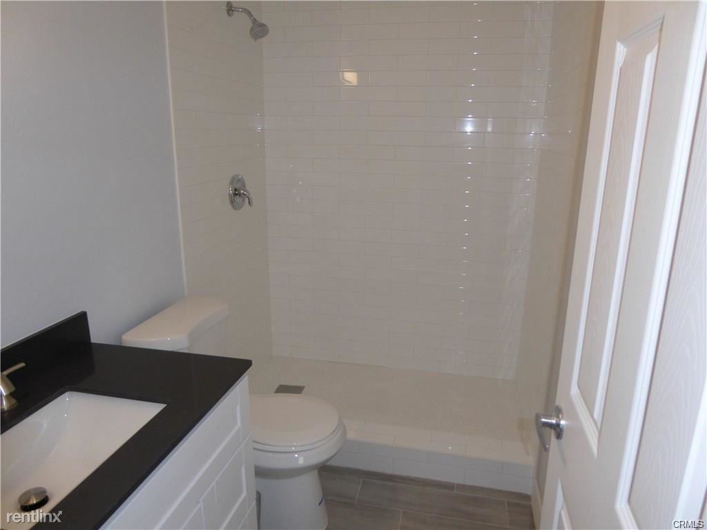 14272 E Mall St - Photo 3 of 7