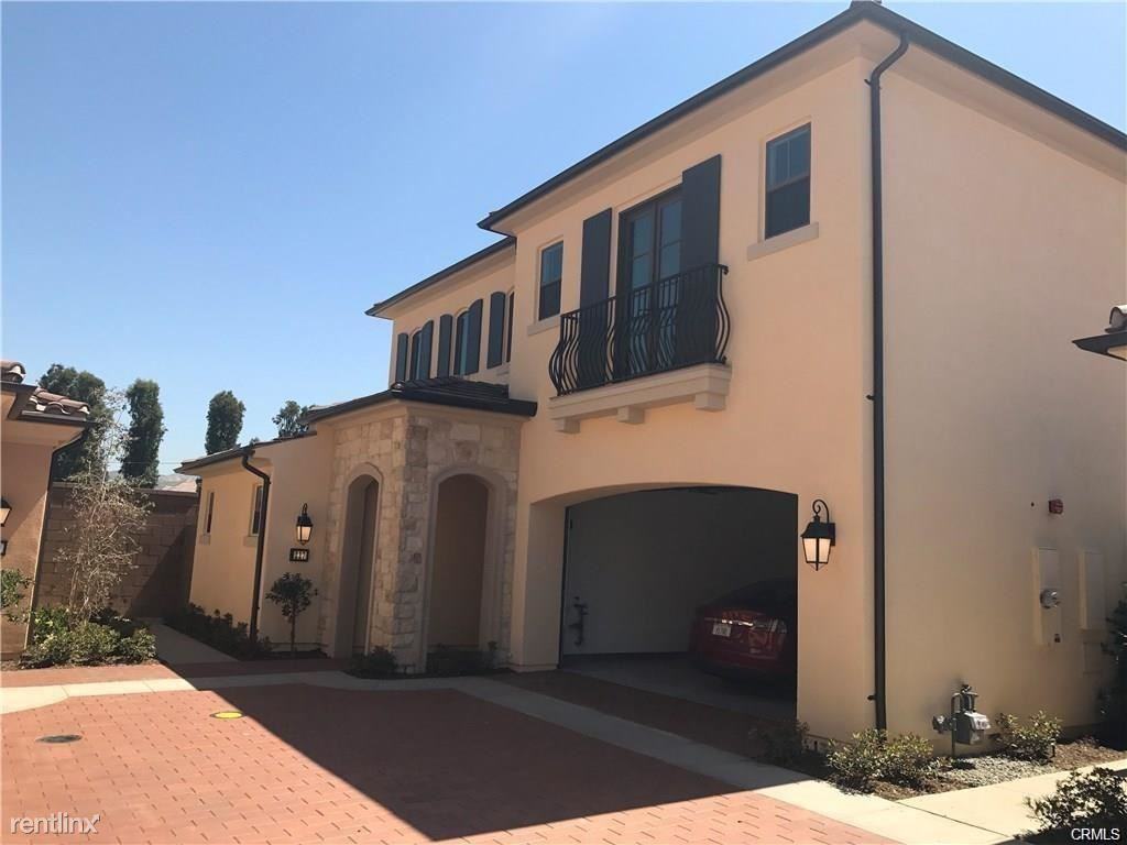 227 Canvas - Photo 2 of 2