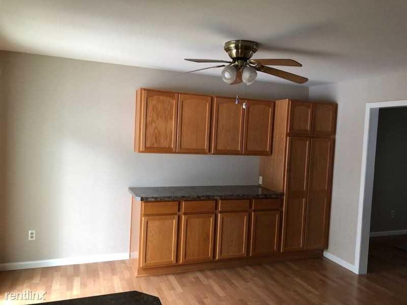 3128 Spawn Road - Photo 3 of 14