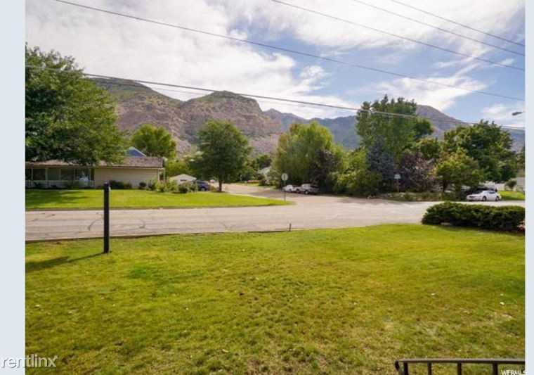 2335 Fillmore Ave 1 - Photo 2 of 15