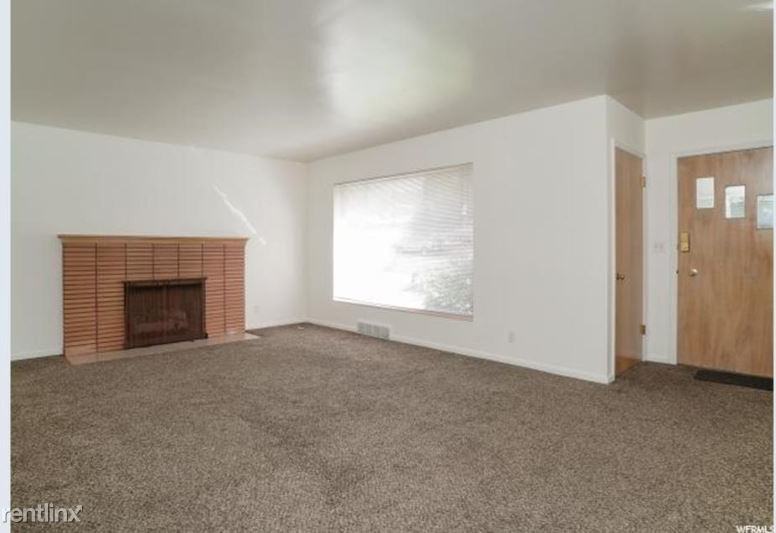 2335 Fillmore Ave 1 - Photo 3 of 15