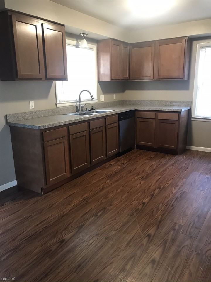 11332 Riverdale - Photo 3 of 10